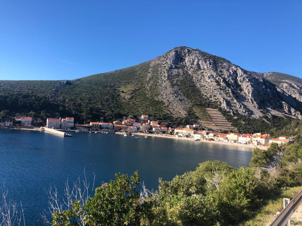 @Trstenik Trstenik  Esterno foto